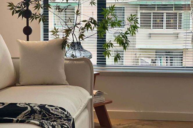 Elevator 1br @Yanping Road,Large curved balcony