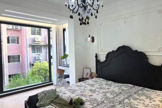 Brand new/Spacious 1br 1lr/bright room/big lving room,Zhongning rd@L14