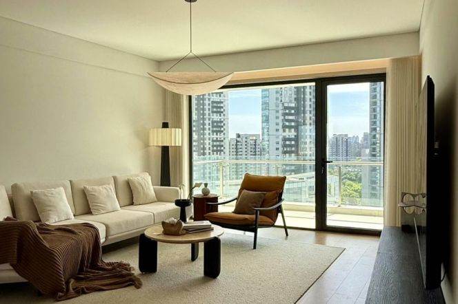 Premium residential compound in Lujiazui area