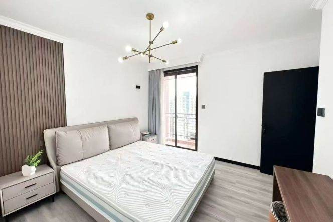 Spacious 2Brs/2Lrs/2Bts apt nr Zhongtan rd,M3/4