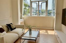 Cozy bright 1br 1living room Nr Zhongshan park M2/3/4