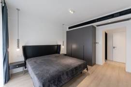 2 Brs, 2 Baths with Open Balcony/Floor heating/Central ac, 130 sqm @ Dapuqiao L9