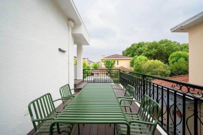 high-end villa community in Qingpu 