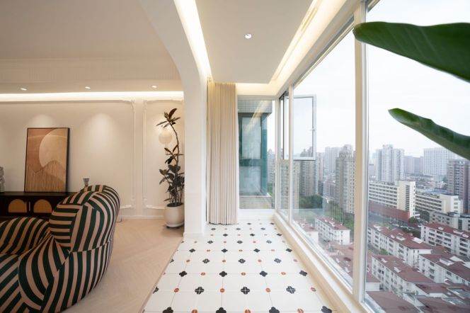  well-established, high-quality residential compound  Xuhui.