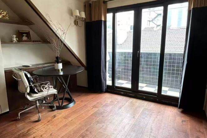 2BR-duplex - 2 minutes to Line 13 - Huaihai Middle Road