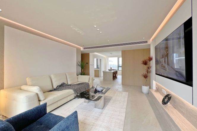 Lianyang Garden — Executive 3BR with Hydronic Heating — 26,800 RMB