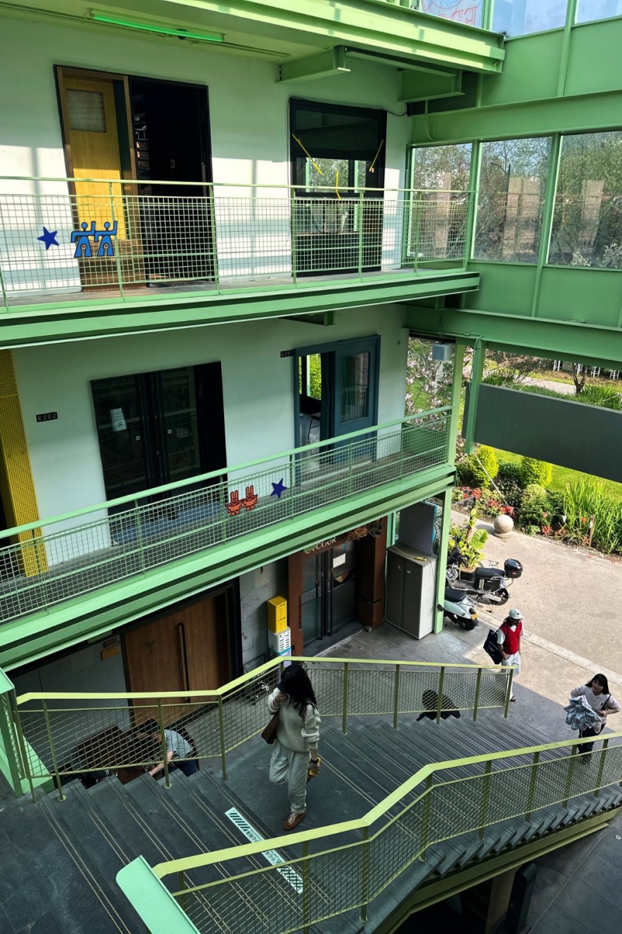 Green Station Puts a Minty Refresh on a Familiar Changle Lu Compound