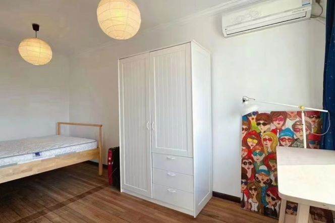 Modern 1BR APT Lots of Lights Hunan Rd 8.8k