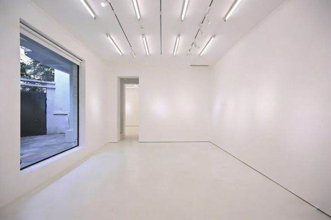 The Whole Lane house near Jing'An Temple M2/7/14