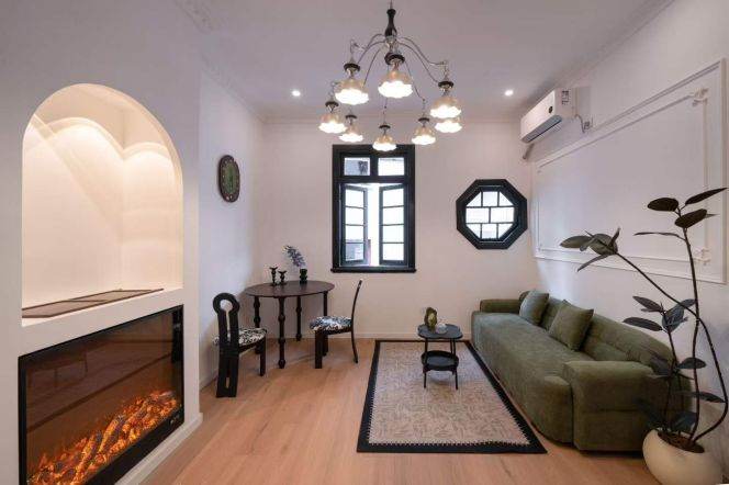 Unique 1br old house nr Middle Huaihai Rd&South Shaanxi Rd L1/10/12/13