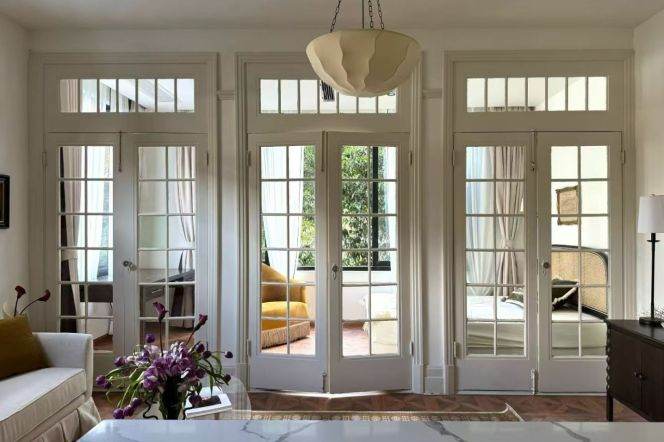 Fuxing/Baoqing  road; Bright 1br，5 mins to line 1/7- Changshu station