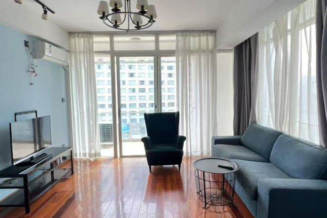  Cozy 2br with Balcony nr Jiaotong University M10&11