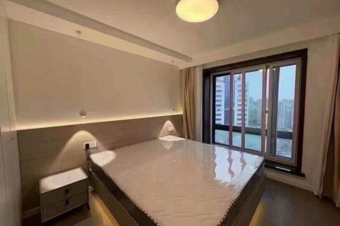 Nice terrace 3Brs/2Lrs/1Bt apt nr Zhenping rd,M3/4/7
