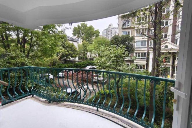 Elegant Deluxe 3Brs+Balcony GuBei