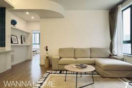 Garden Compound/Line 3/4/9 MT/Xujiahui CBD/Elevator/Large Storages/Heater/Cozy2+1br2bt