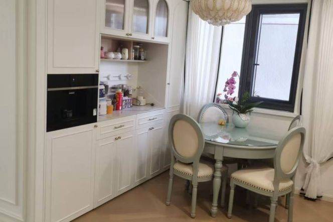 Morden&Bright 2Bdrs /Floor Heating @Longxi Rd &Line 10