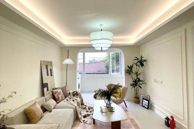 Elevator 2br-xietu road - 3 minutes. It's line 9/12 - Jiashan Road