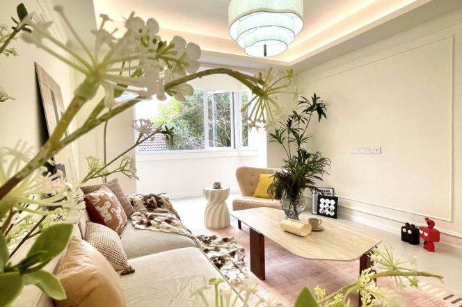 Elevator 2br-xietu road - 3 minutes. It's line 9/12 - Jiashan Road