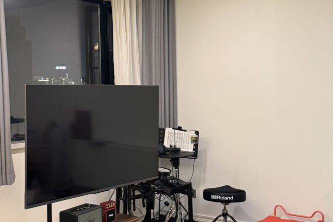 High-rise Spacious 1Br/2Lr/1Bt+Walk-in Closet Close to L10/11 Jiaotong University Station 
