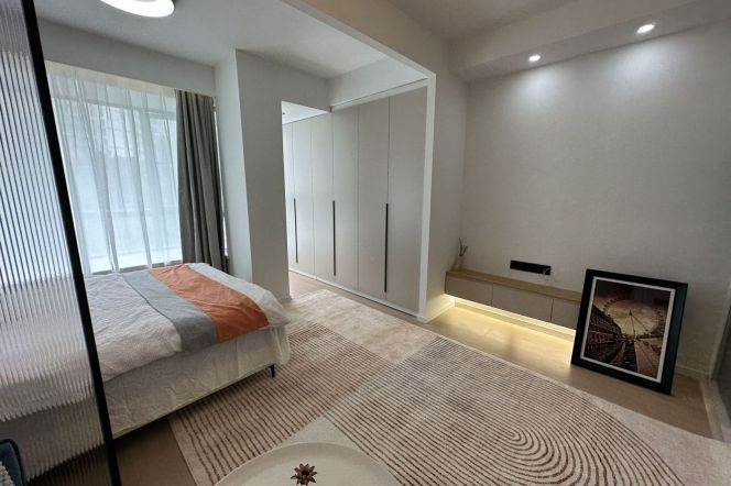 7.5k Comfort 1Br with floor heating Nr Yishan Rd.line3/4/9