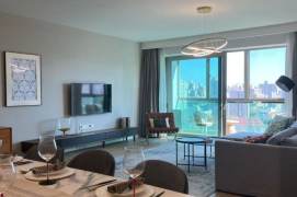 Jiaotong University/4br2bt/floor heat/balcony/central AC/oven