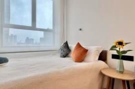 1Studio near line 8 and convenient to downtown and Fu'dan Uni can long and short lease