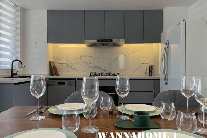 Large Terrace+Spacious&Bright 3Bdrs 2Baths Apt+Taikoo Hui+Awesome View+Top Compound