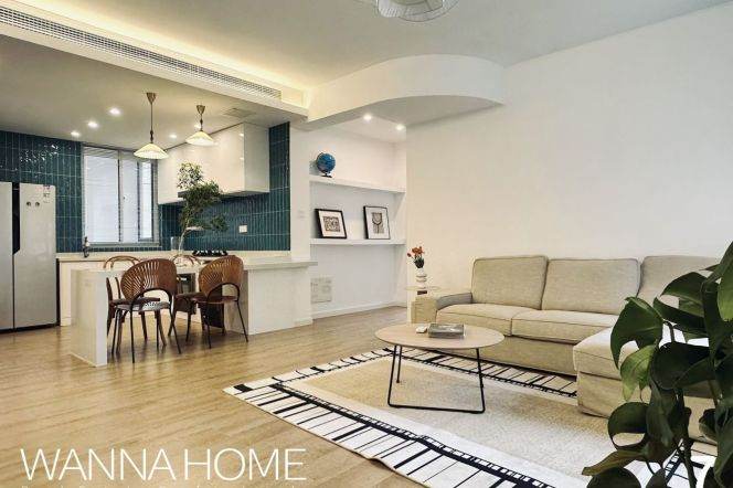 Garden Compound/Line 3/4/9 MT/Xujiahui CBD/Elevator/Large Storages/Heater/Cozy2+1br2bt