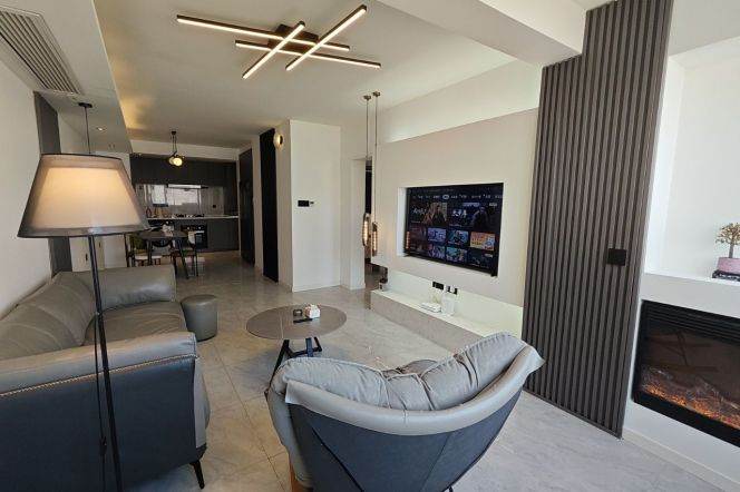 great value-2+1beds 130sqm elevator - modern - quiet room @ Jing’an Temple 