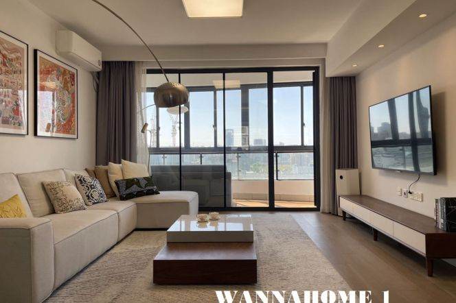 Large Terrace+Spacious&Bright 3Bdrs 2Baths Apt+Taikoo Hui+Awesome View+Top Compound