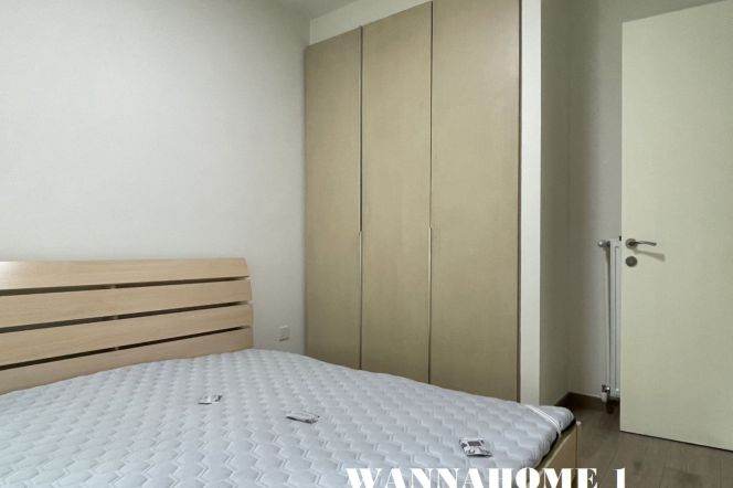 Top Compound+Jing An Temple+ Modern&Spacious&Bright 2Bdrs 2Baths Apt+Free Club+Large Garden