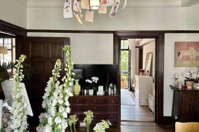 On Nanjing West Road, close to an apartment complex, the entire house is heated by walls