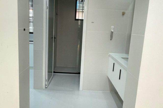 beixinjing rd 2BR/big living room@L2