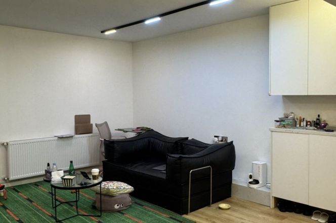 High-rise Spacious 1Br/2Lr/1Bt+Walk-in Closet Close to L10/11 Jiaotong University Station 