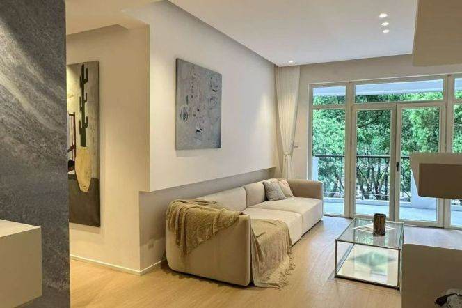 Yili Rd metro/3br2bt/central AC/floor heat/oven/dishwasher