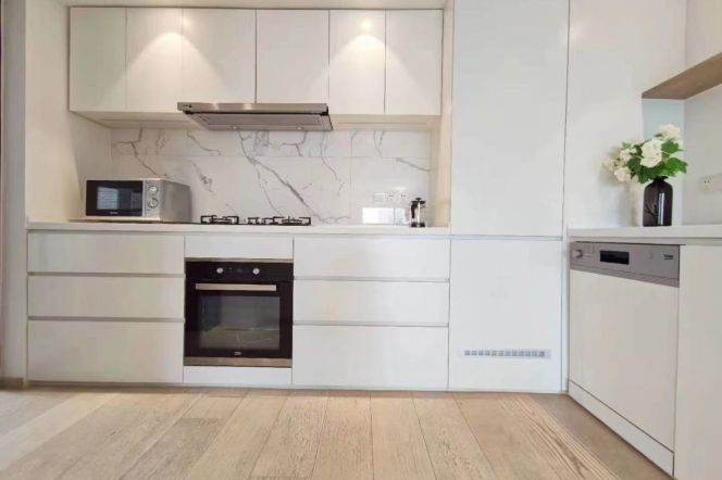 modern big 3brs floor heating open balcony nice view near Wu kang road 