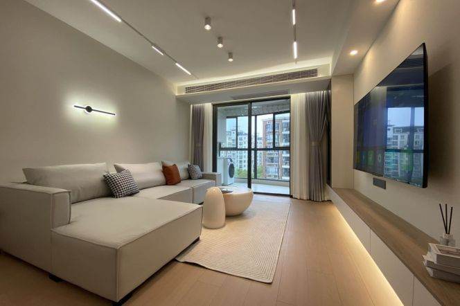 Lovely 2Bedrooms elevator Apt with central AC@Line2 Weining Rd