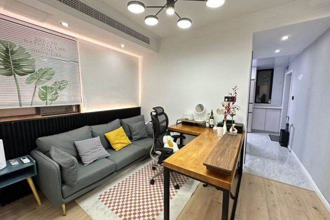 Cozy bright high rise 1 br 1 lr with elevator near Wuding rd station 