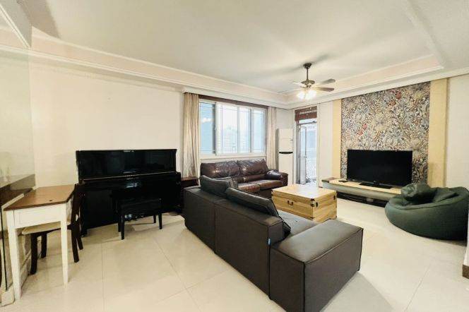 3 Brs, 2 Baths, Floor heating/Free Gym/Swimming pool, 170 sqm @ Shuicheng metro L10