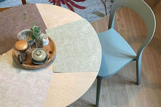 Line 2/12/13 West Nanjing Road / modern & cosy 2brs 2baths / 