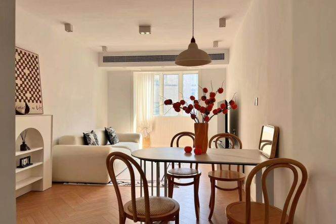 line2/15 loushanguan rd. 2beds 1 bath