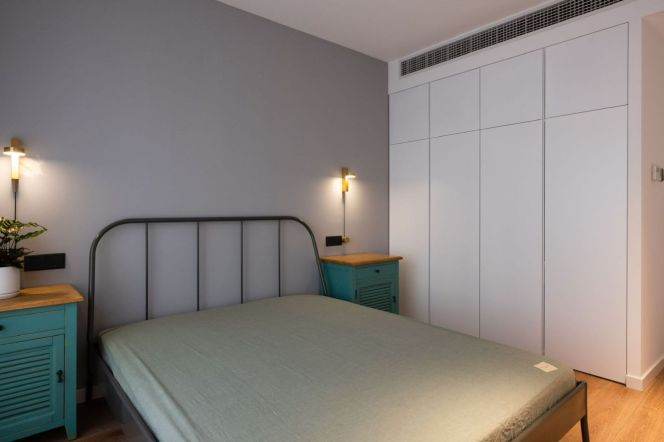 Jiangsu Rd metro/3br2bt/central AC/floor heat/outdoor balcony/oven/club/tennis court