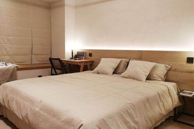 2 Brs, 2 Baths with Open Balcony/Central ac/Oven, 120 sqm @ Xujiahui station L9