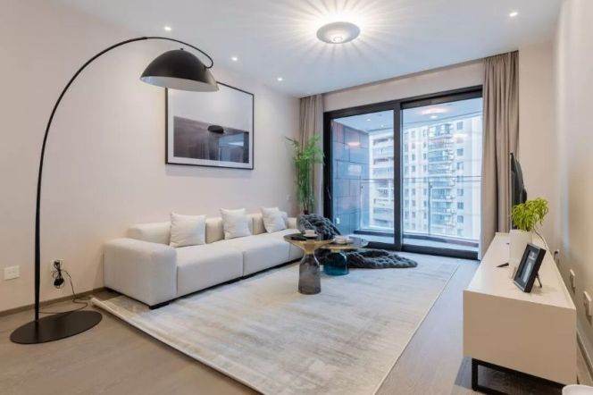 Modern 3brs with floor heating and balcony beside Huang pu river 