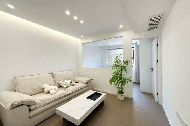 Furnished 1bd w/ oven-Changping Road