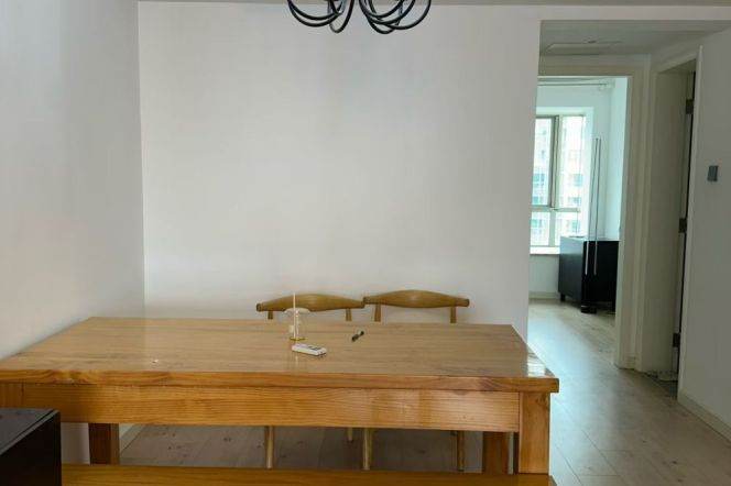 Changping Rd metro/3br2bt/floor heat/oven/outdoor balcony/free club/tennis court/pool