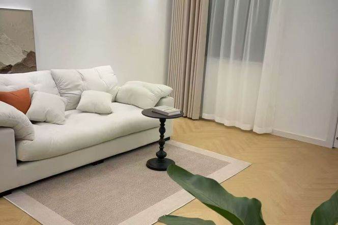 7.8k Brand new 1Br at High Rise Nr Jing'an Temple line2/7/14