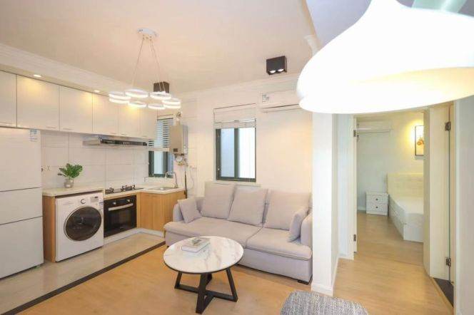 jingan temple 1 bed ekevator 