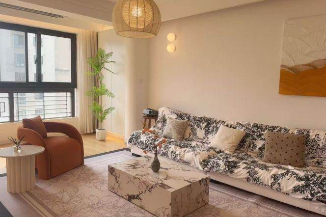 Xintiandi/Laoximen/2br2bt/central AC/floor heat/oven