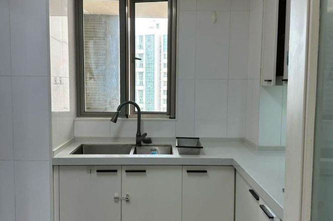 modern 3brs floor heating open balcony modern furniture near Jing an temple line 2,7,14
